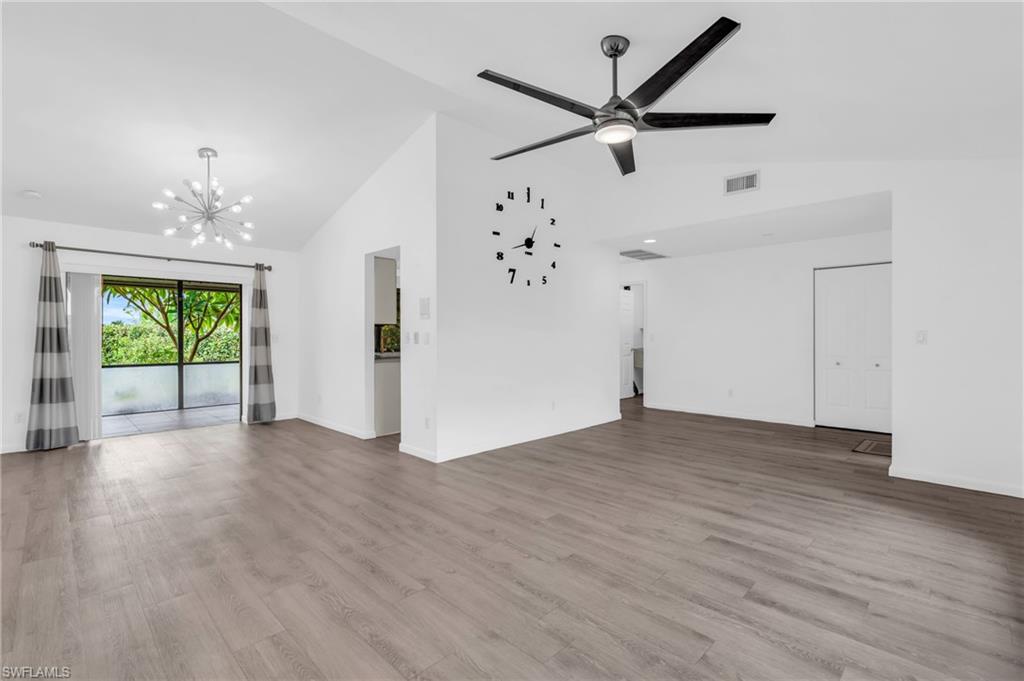 102 Muirfield CIR