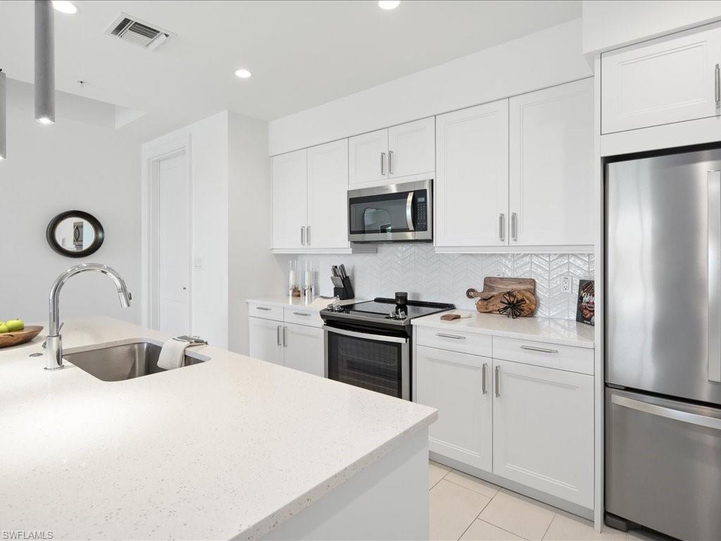 1111 Central AVE # 317