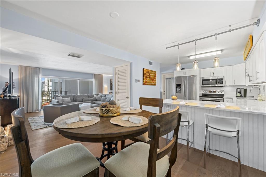 3951 Gulf Shore BLVD N 703