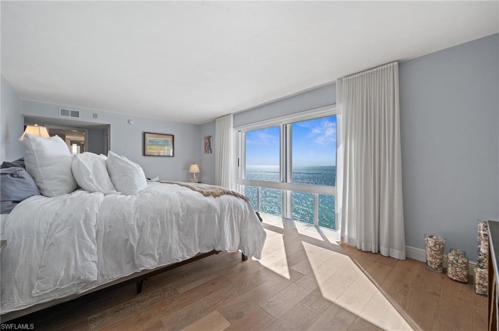 3951 Gulf Shore BLVD N 703