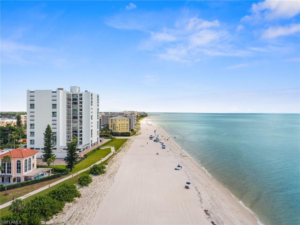 3951 Gulf Shore BLVD N 703