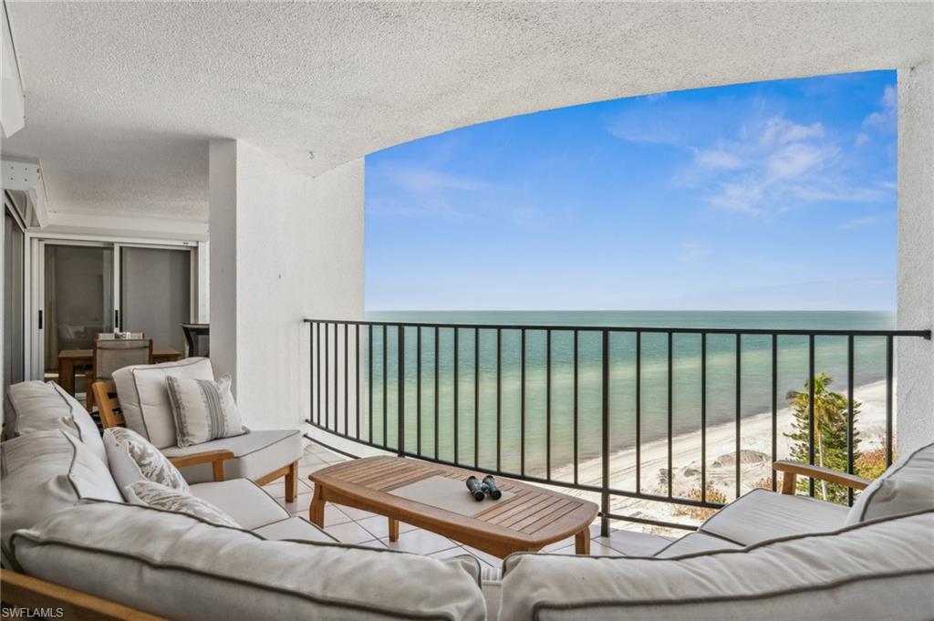 3951 Gulf Shore BLVD N 703