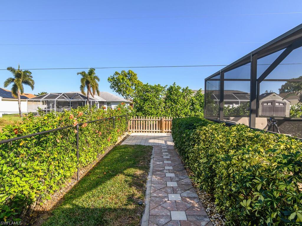 2713 SW 13th AVE