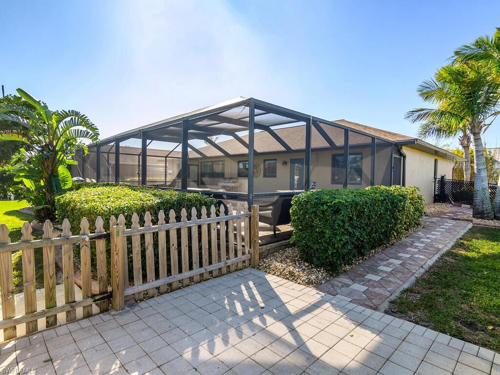 2713 SW 13th AVE