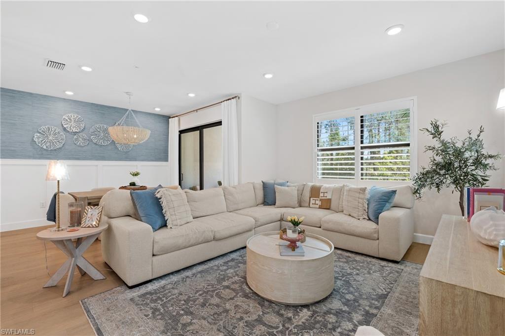 4144 SONOMA OAKS CIR