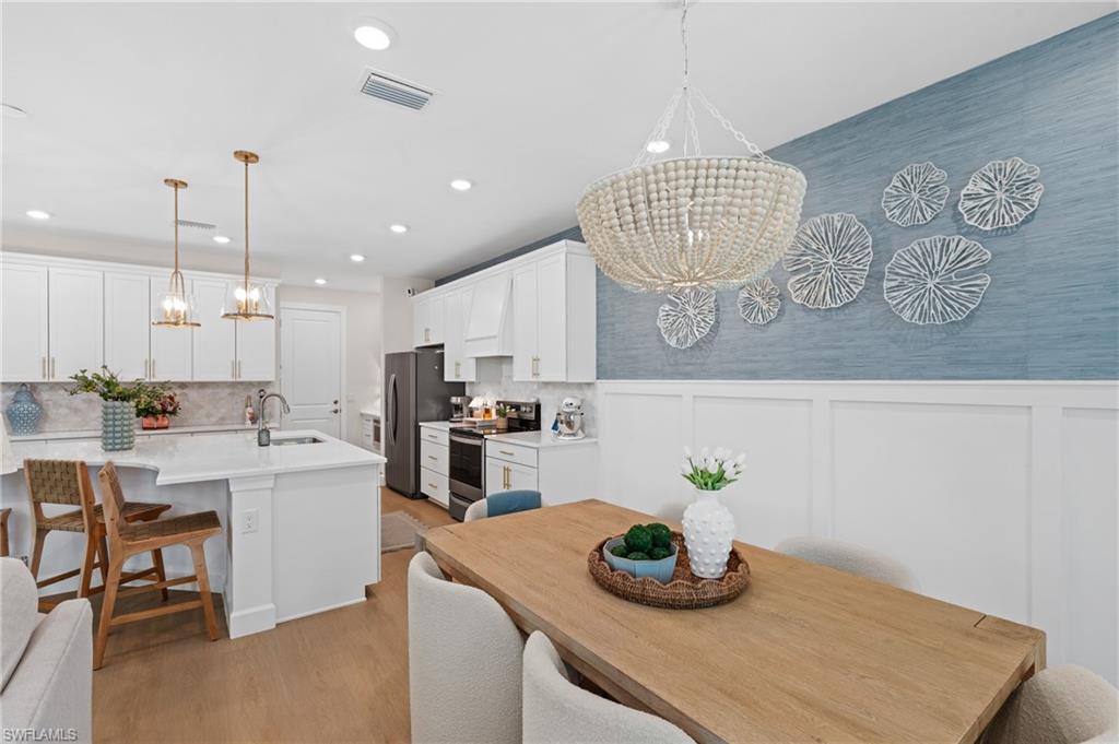 4144 SONOMA OAKS CIR