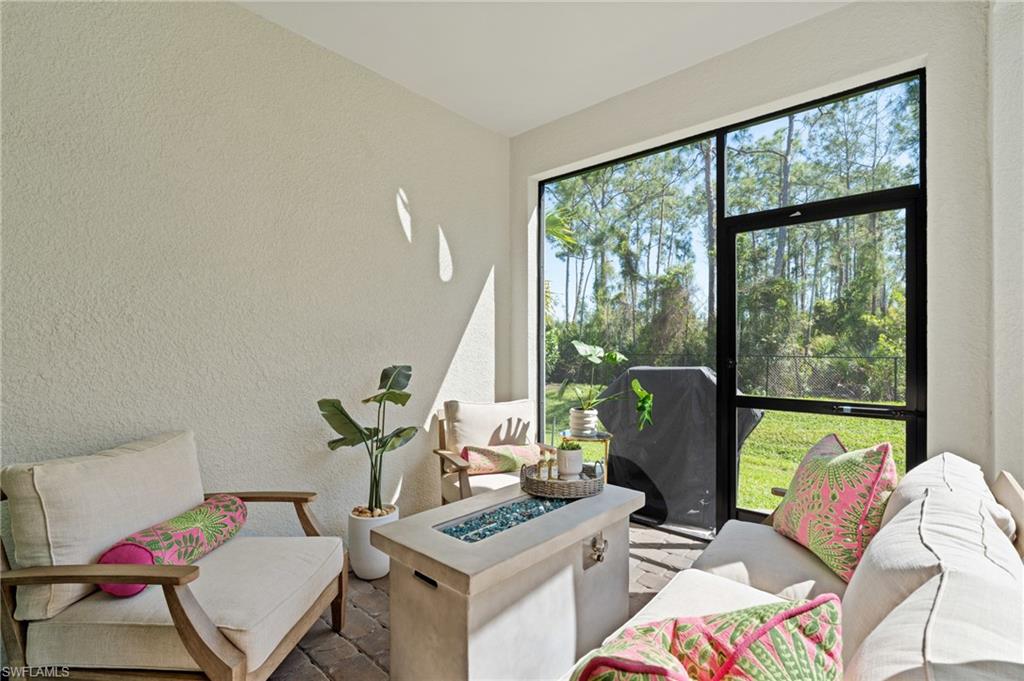 4144 SONOMA OAKS CIR