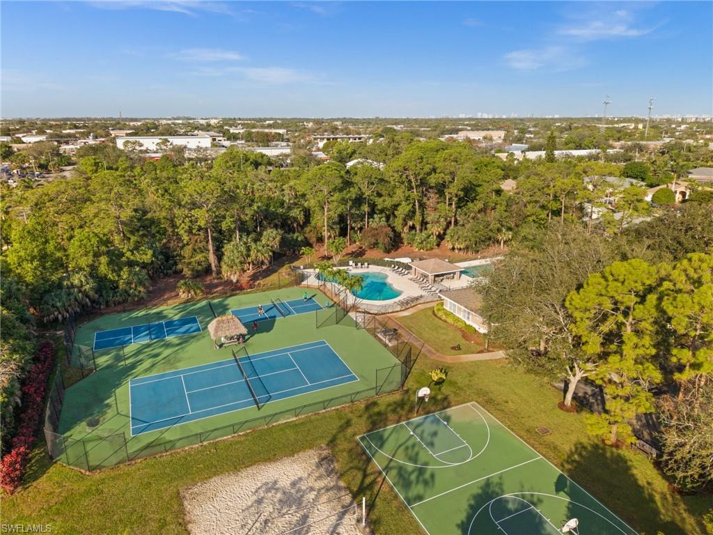 914 Tivoli CT