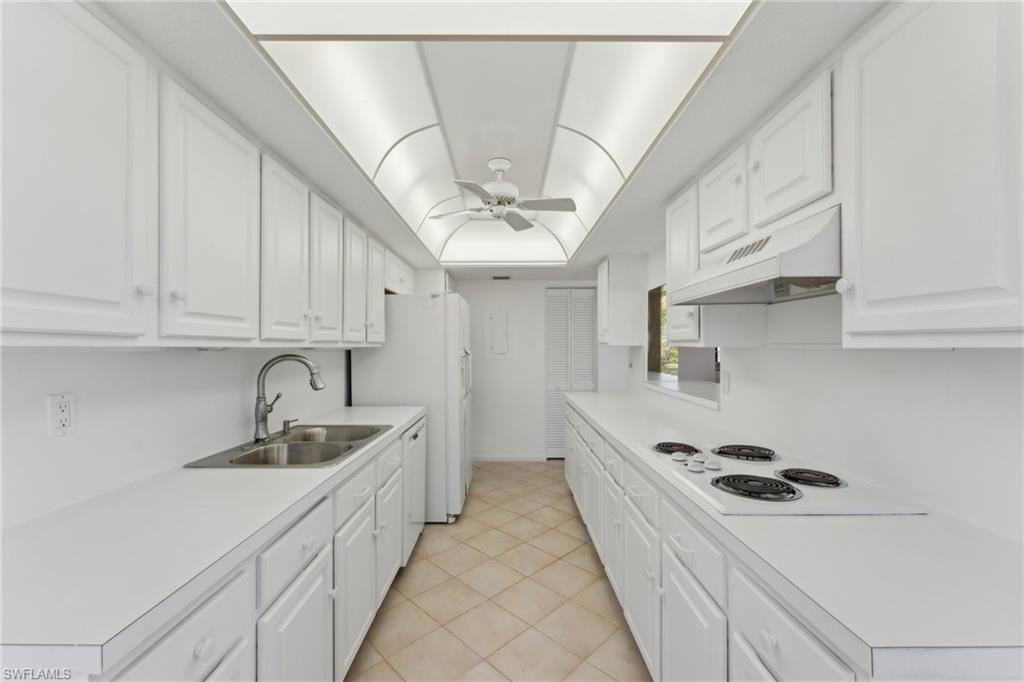 520 S Collier BLVD # 404