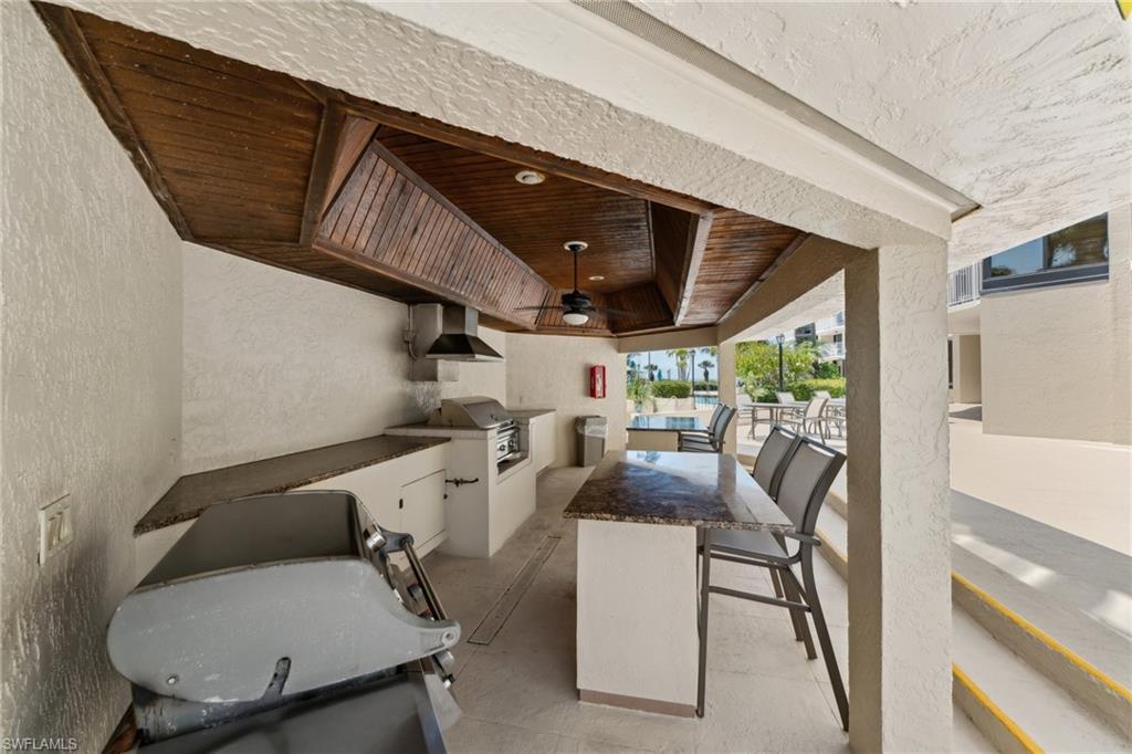 520 S Collier BLVD # 404