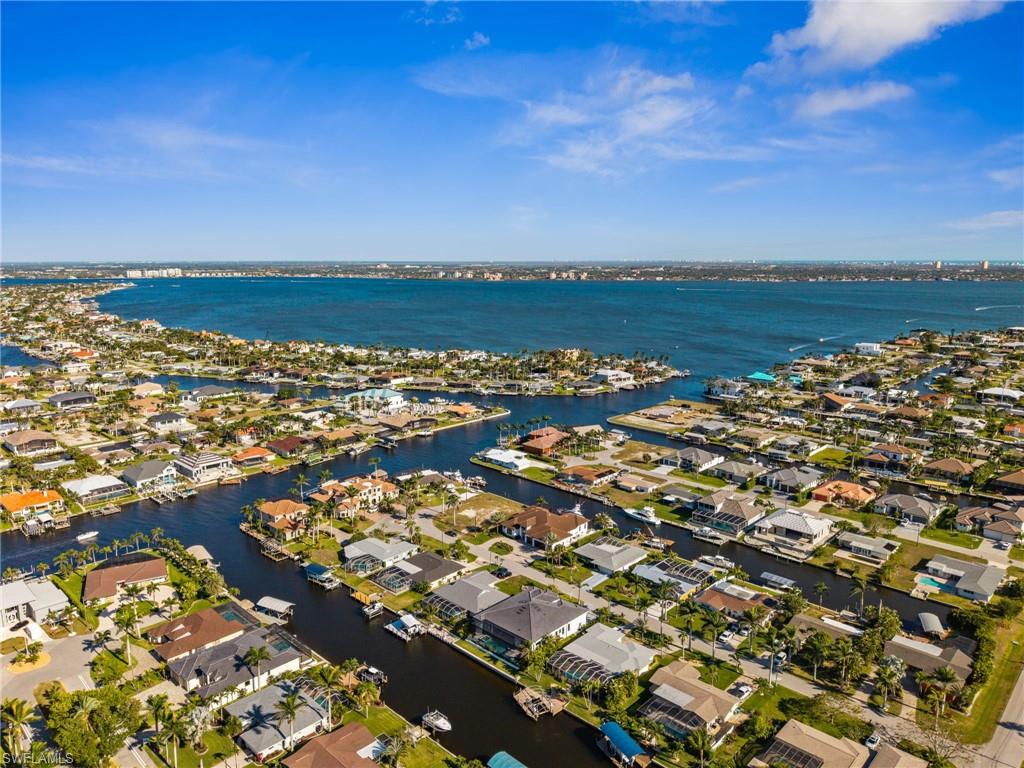 127 SW 56th TER