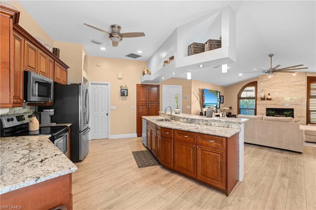 12451 Woodtimber LN