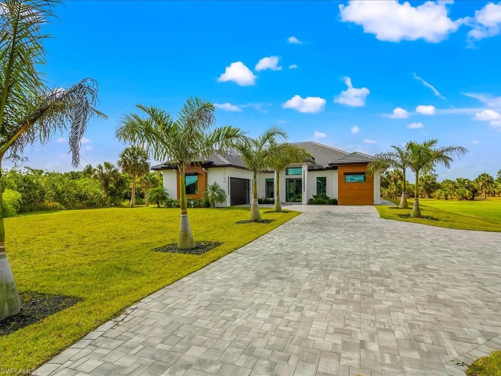 424 Shady Hollow BLVD W