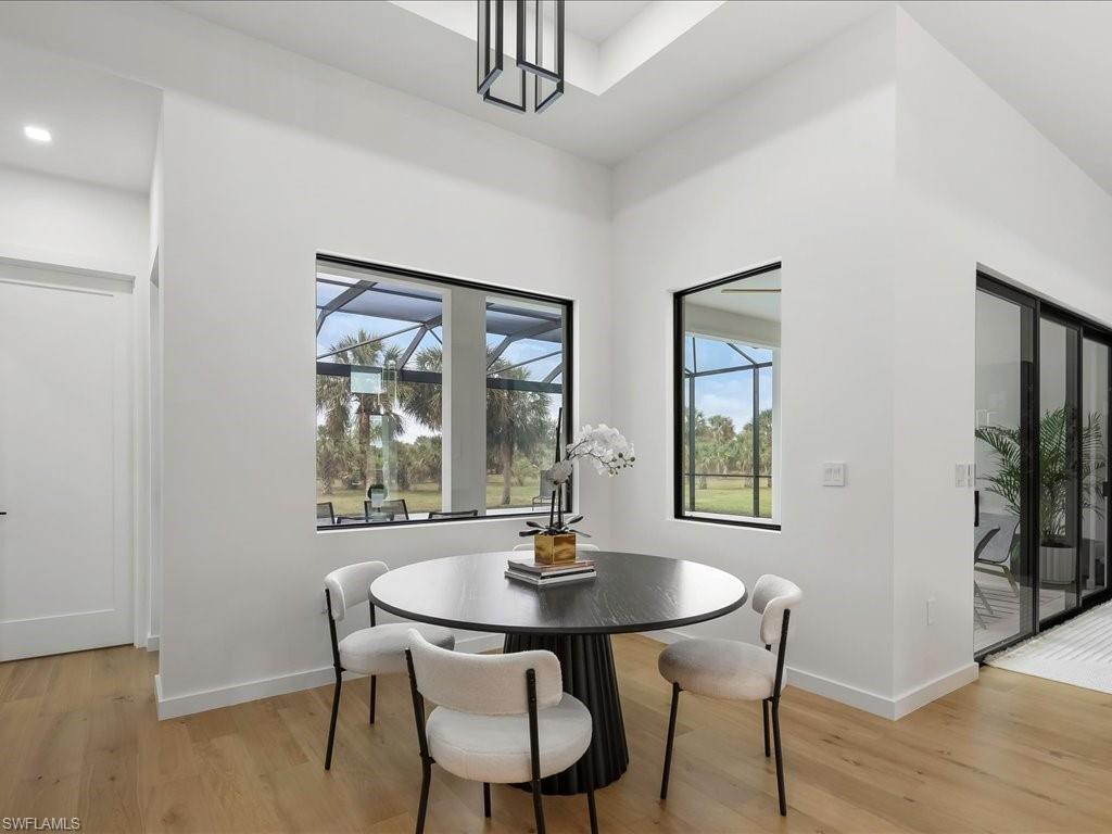 424 Shady Hollow BLVD W