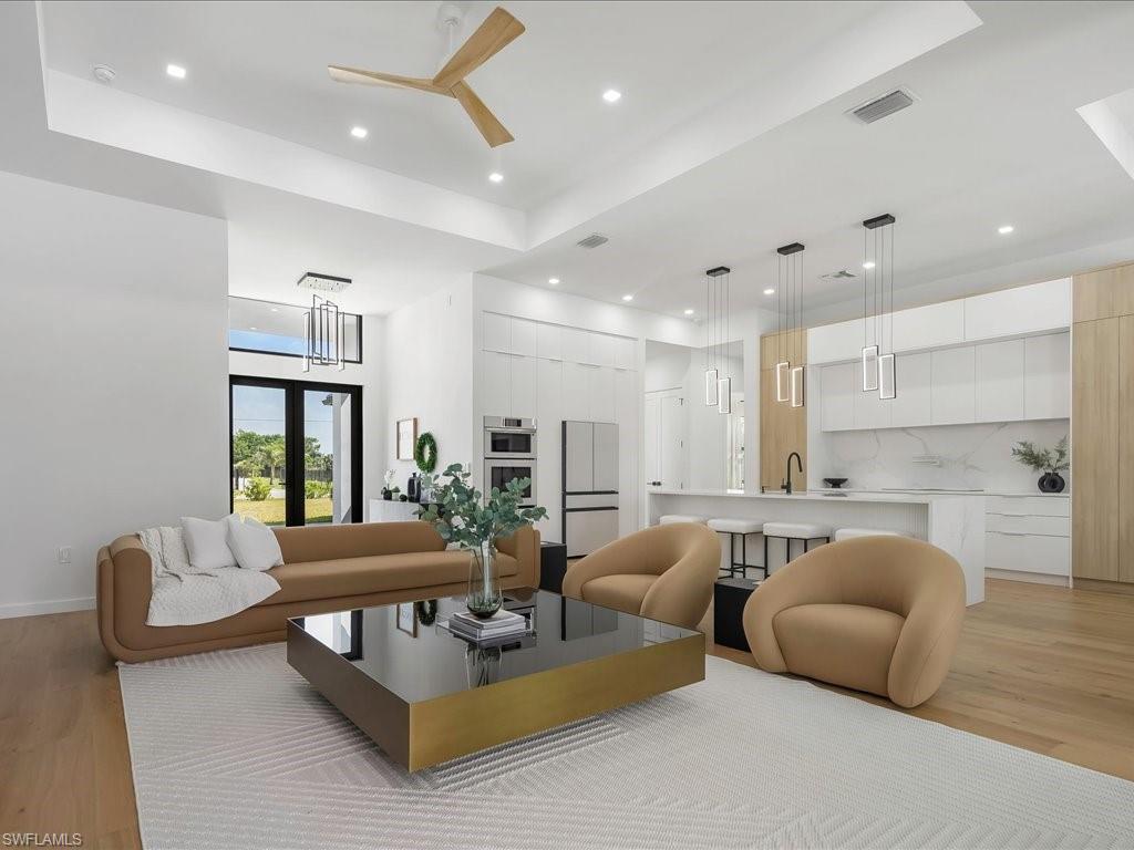 424 Shady Hollow BLVD W