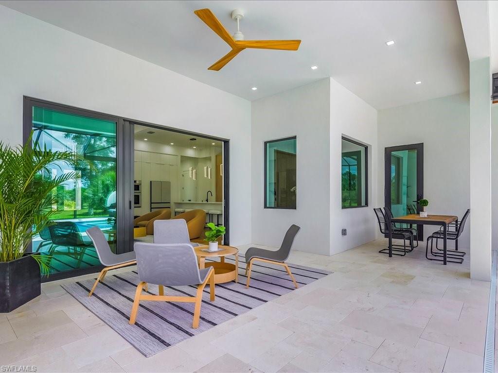 424 Shady Hollow BLVD W