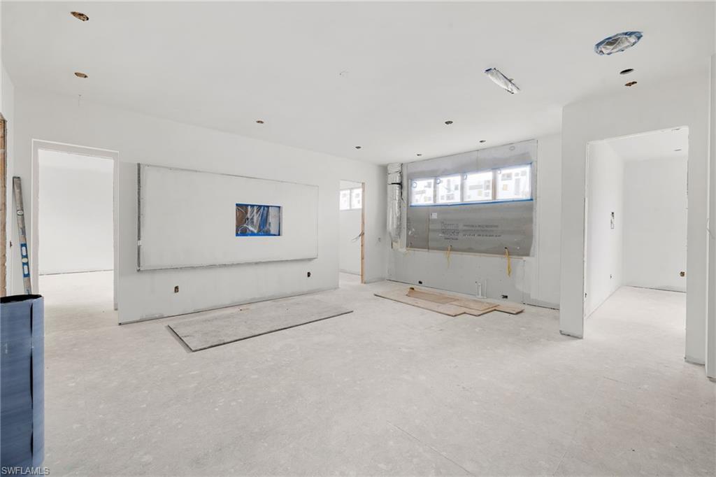 707 Buttonbush LN