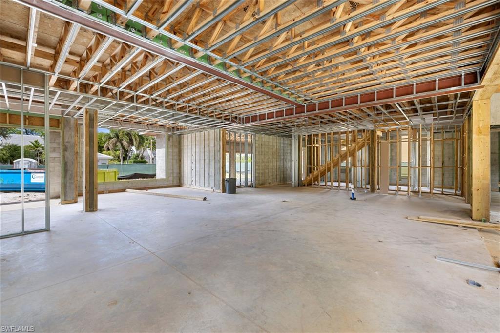 707 Buttonbush LN