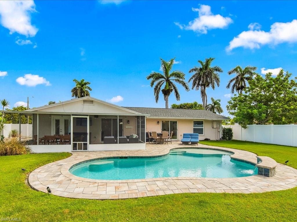 2680 Longboat DR