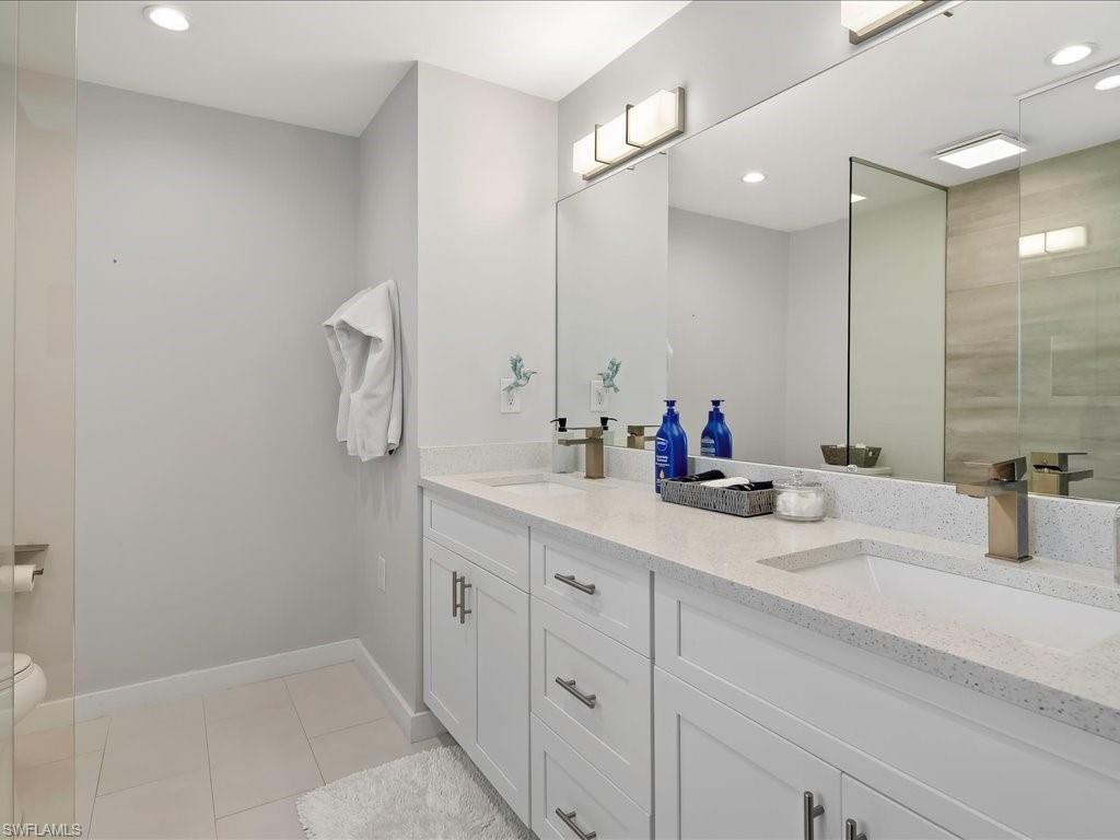 2680 Longboat DR