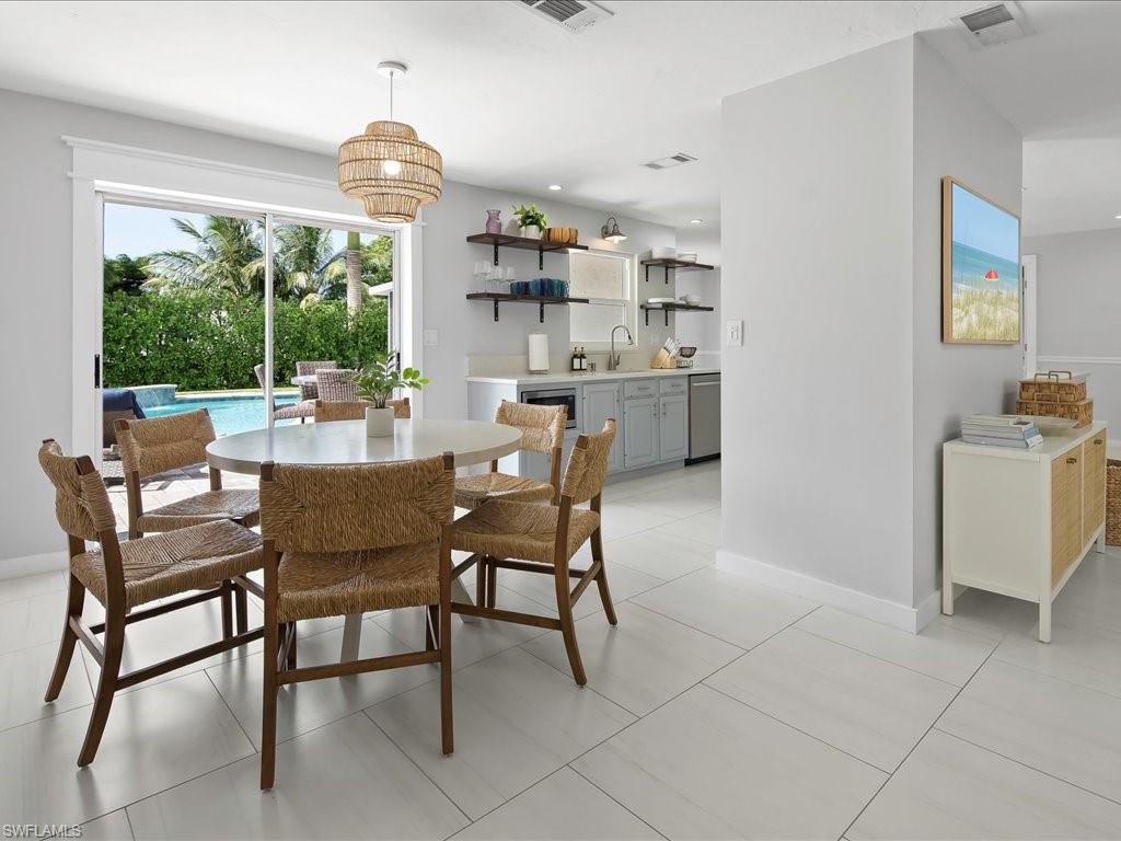 2680 Longboat DR