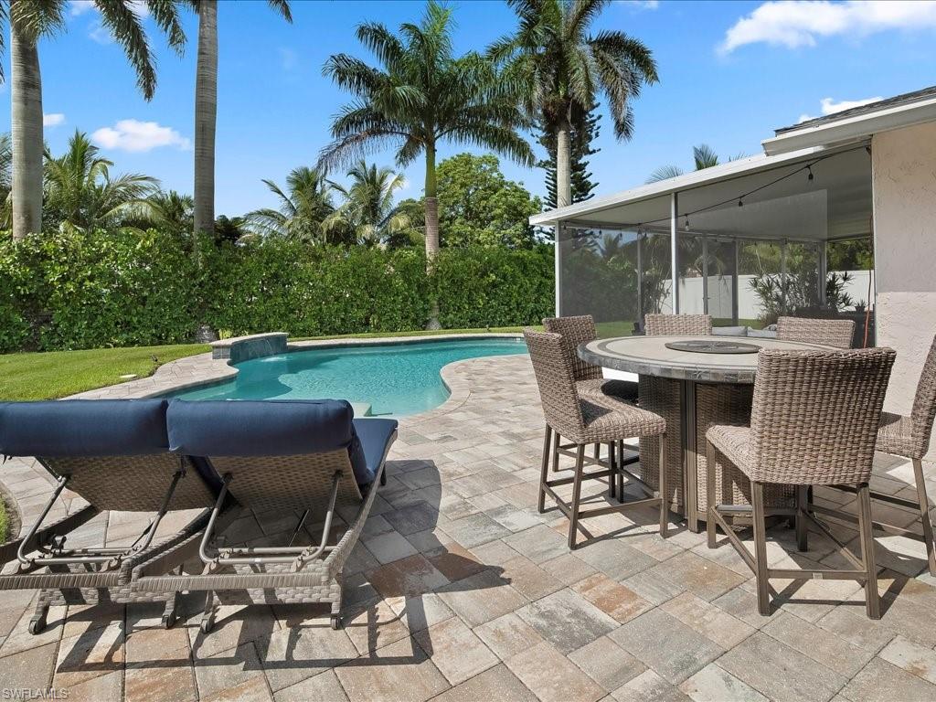 2680 Longboat DR