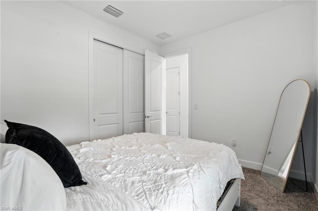 4349 SONOMA OAKS CIR