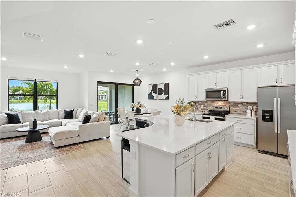 4349 SONOMA OAKS CIR