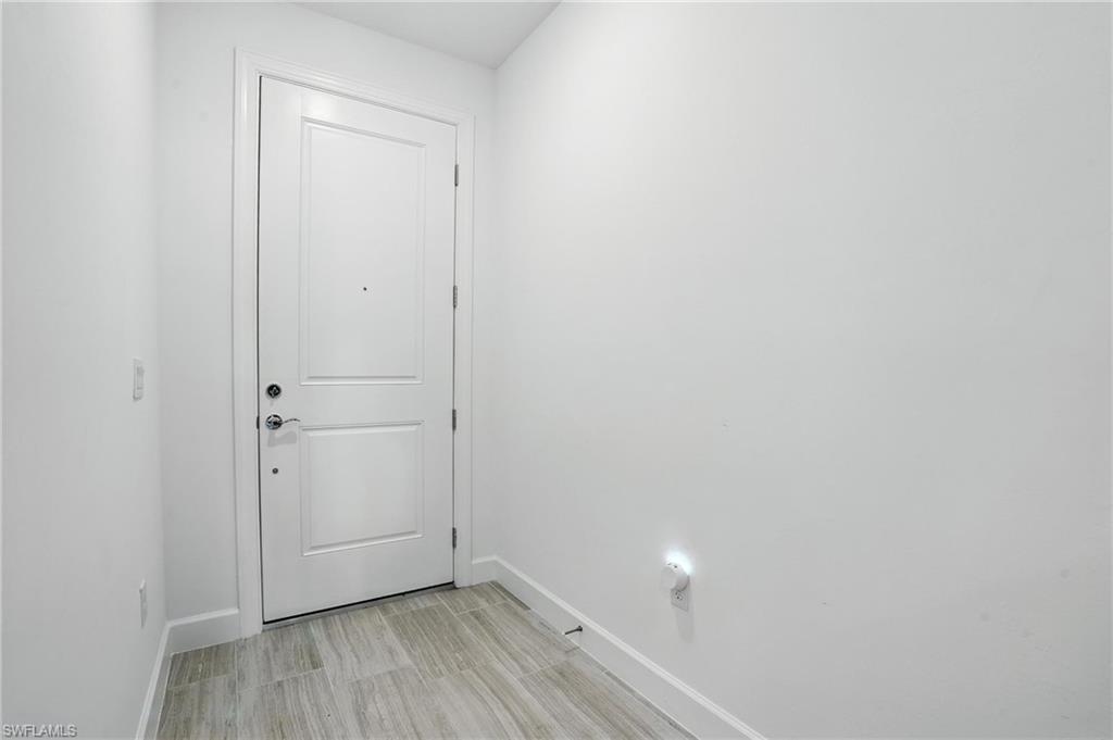 4349 SONOMA OAKS CIR