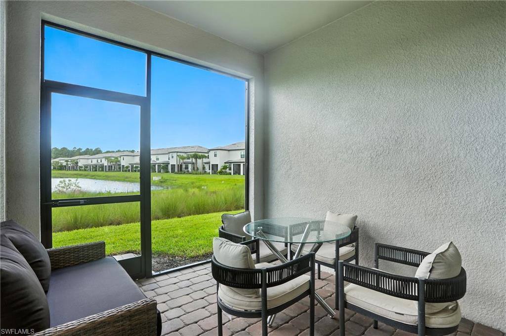 4349 SONOMA OAKS CIR