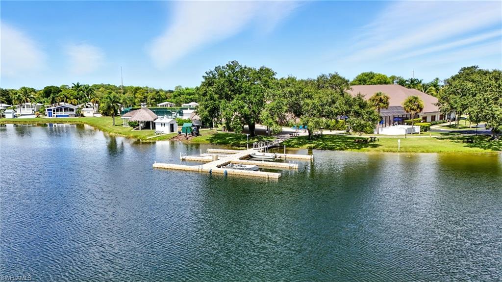 4052 Crystal Lake DR