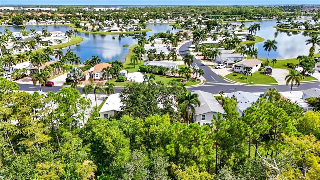 4052 Crystal Lake DR