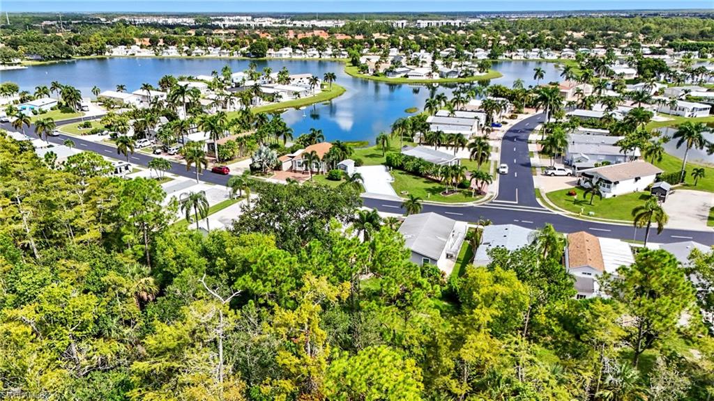 4052 Crystal Lake DR