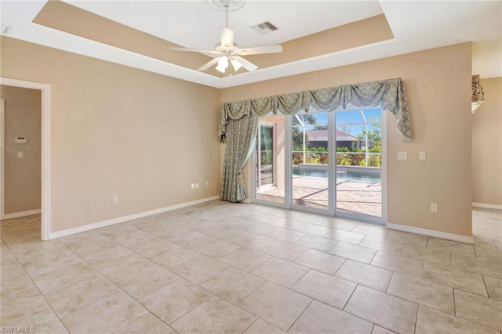 2450 Rio De Janeiro AVE