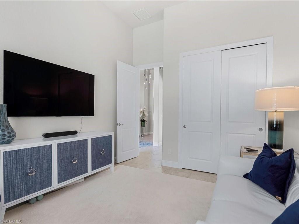 10046 Florence CIR