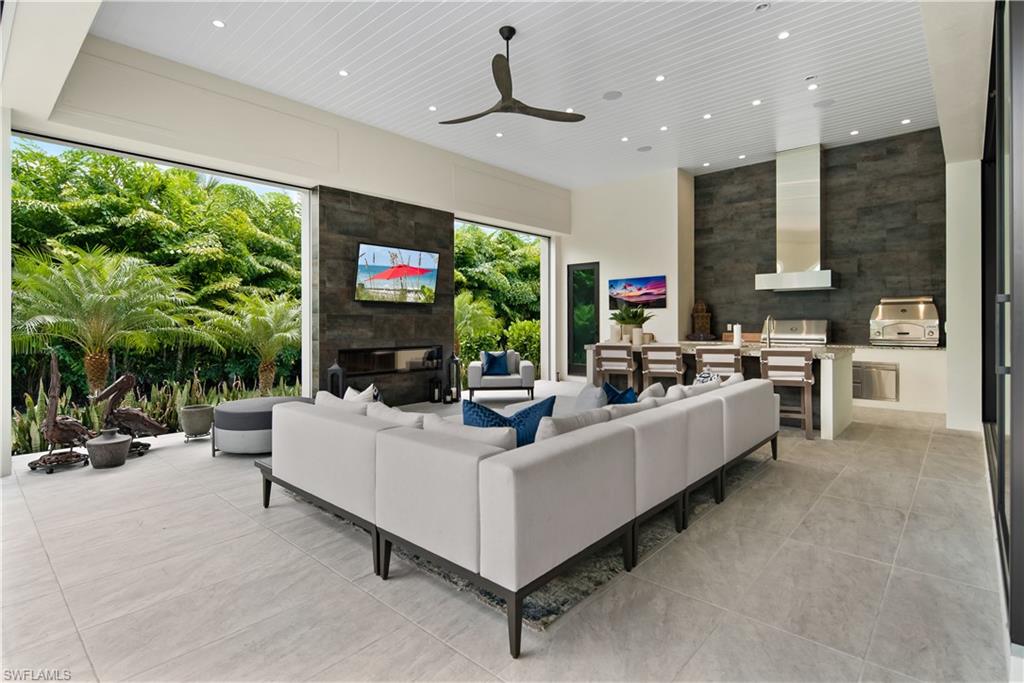 882 CASSENA RD