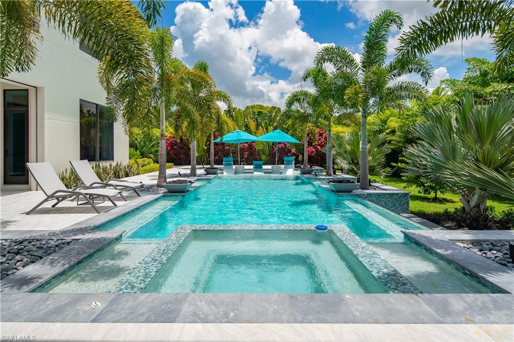 882 CASSENA RD