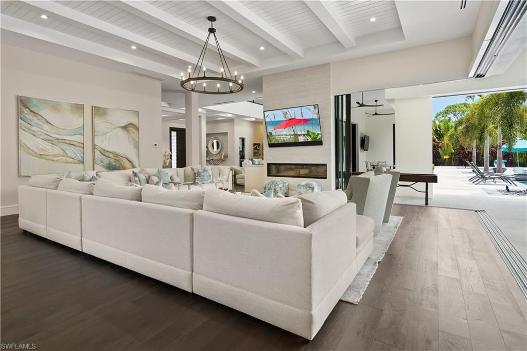 882 CASSENA RD