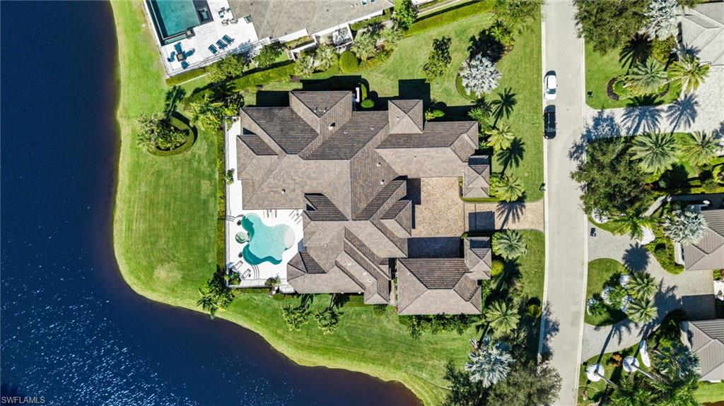 26180 Woodlyn DR