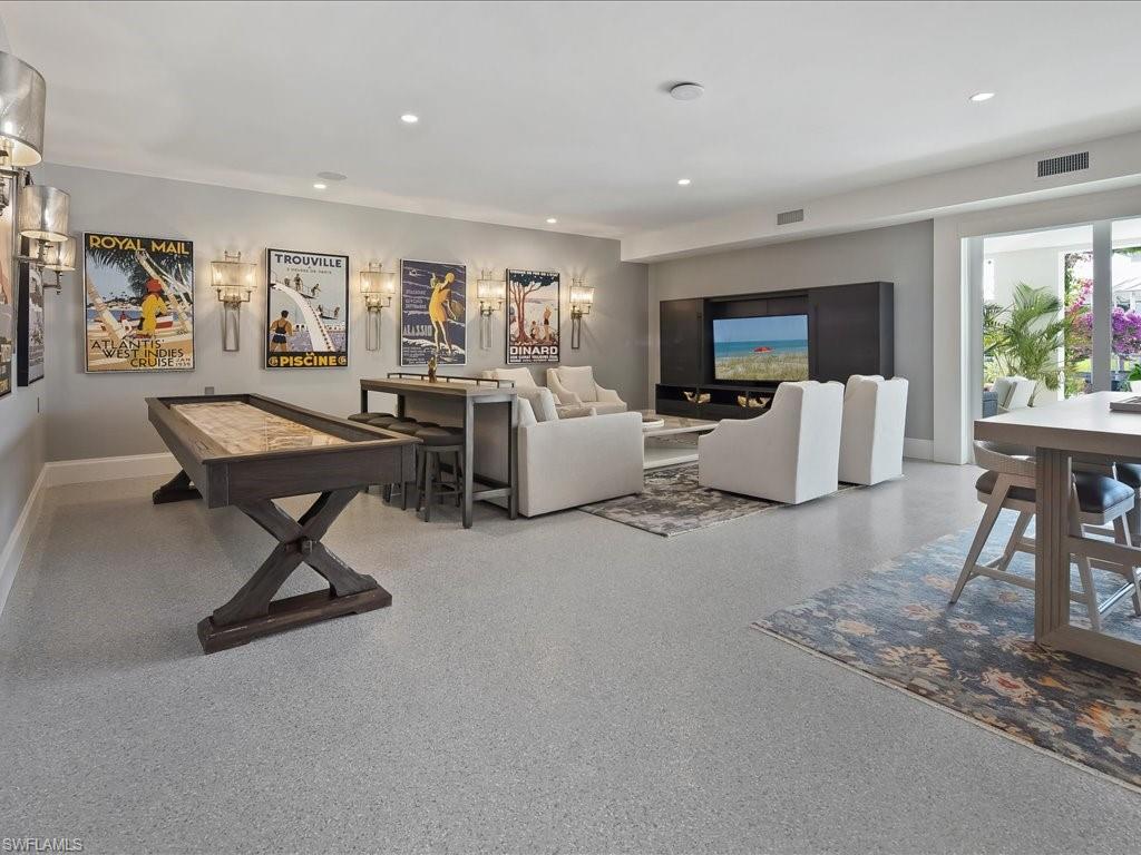 360 Heron AVE