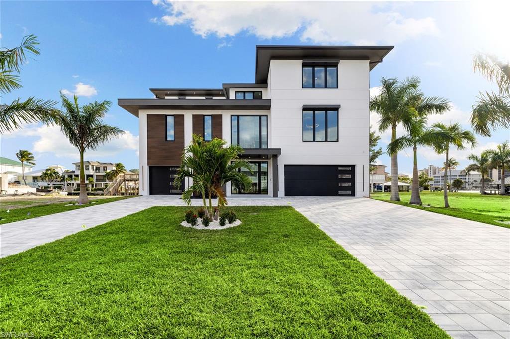 256 Trade Winds AVE