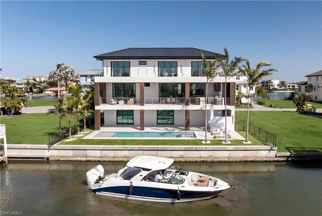 256 Trade Winds AVE