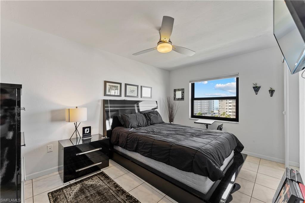 6895 Estero BLVD 552