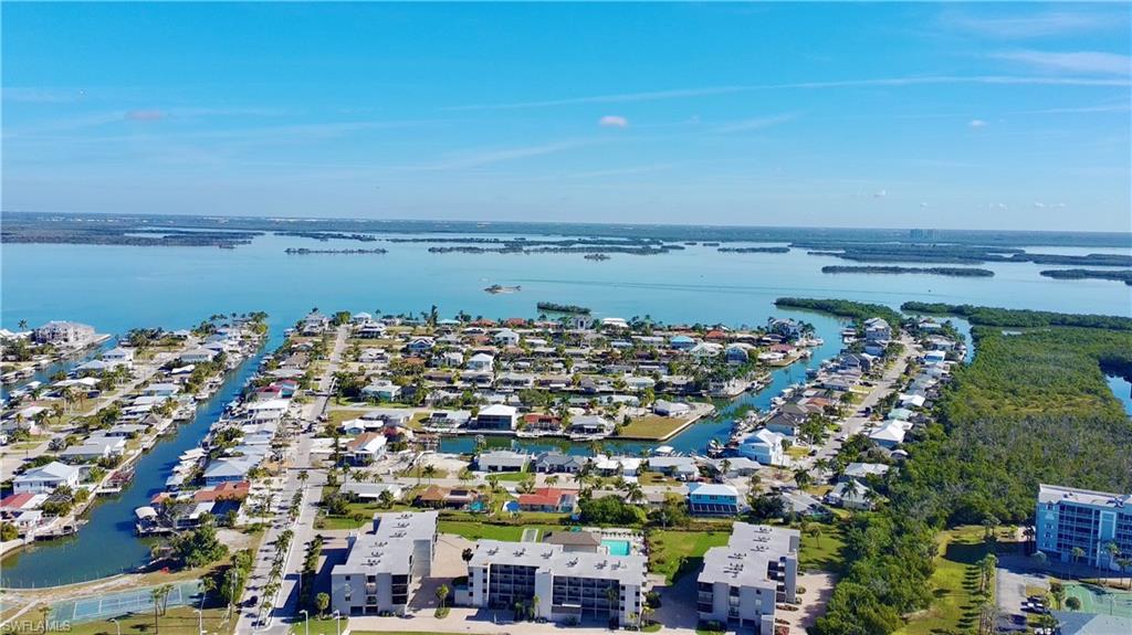 6895 Estero BLVD 552
