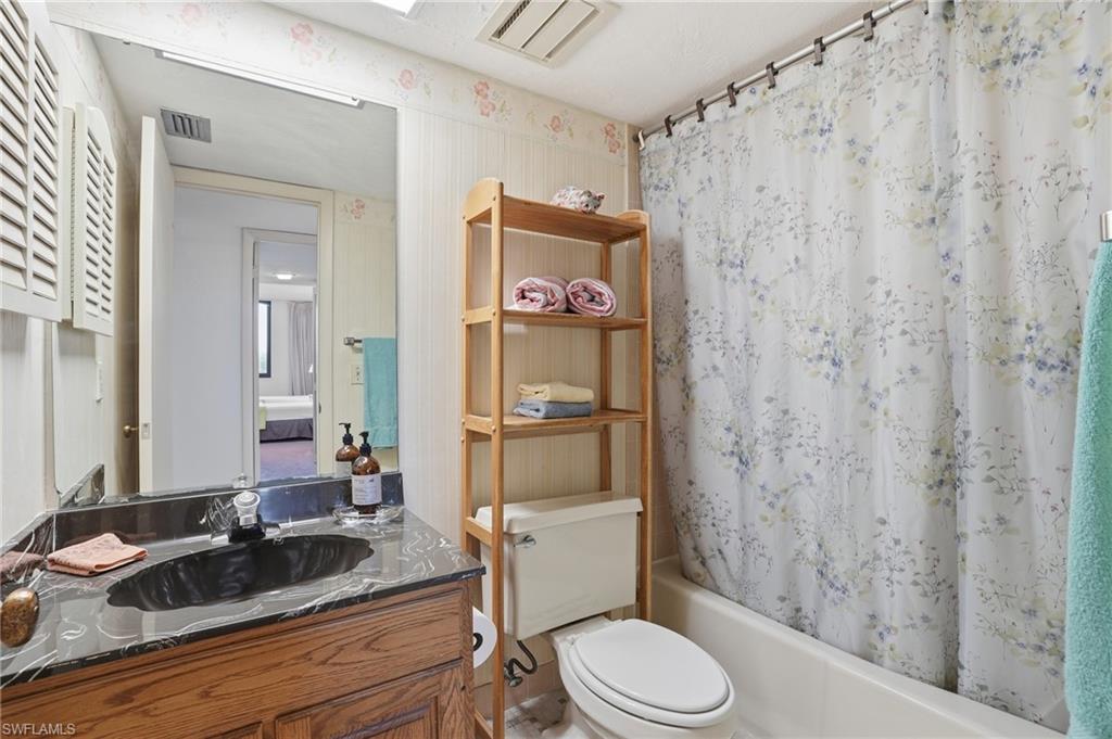 11 Bluebill AVE 203