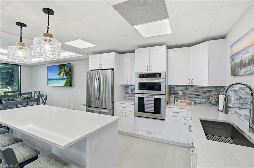 11 Bluebill AVE 203