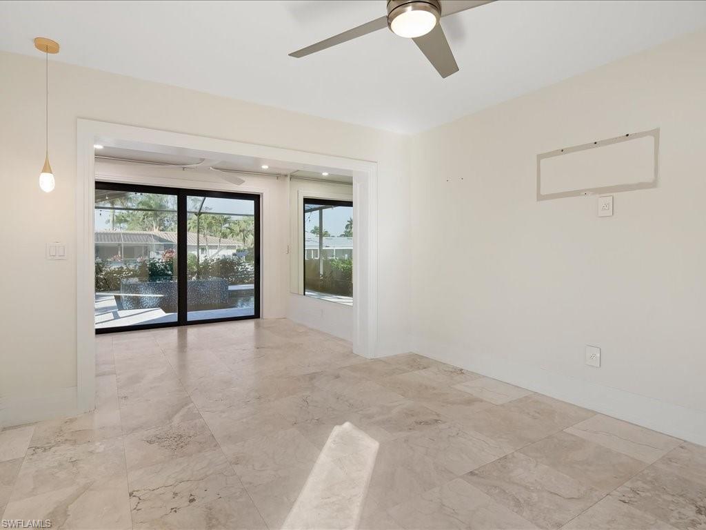 27080 Flossmoor DR