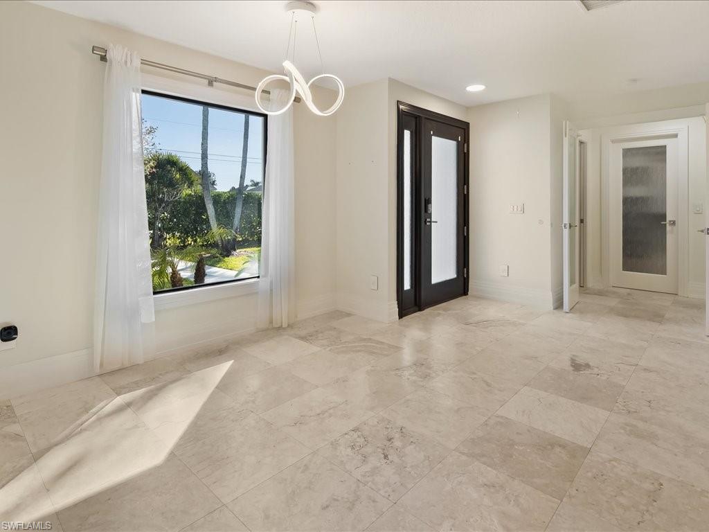 27080 Flossmoor DR