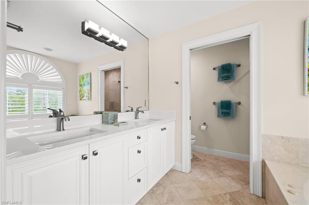 441 4th AVE S 304