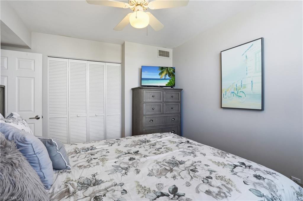 5550 Heron Point DR 304